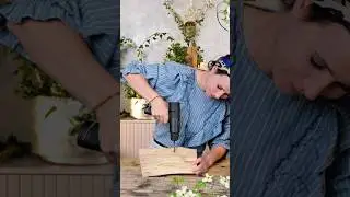 EIN HERZ AUS DRAHT UND HOLZ
