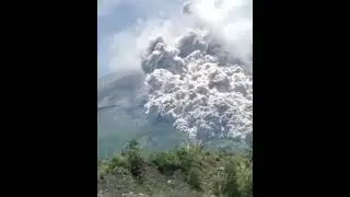 PARAH..!!!SEMBURAN WEDUS GEMBEL MERAPI