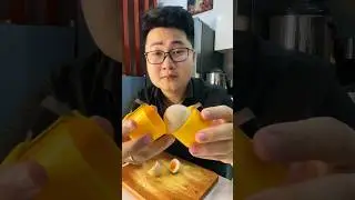 Egg shell opener