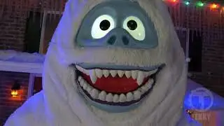 BACK FOR 2025 - Lowe&rsquo;s Tekky 9.75FT Bumble Animatronic