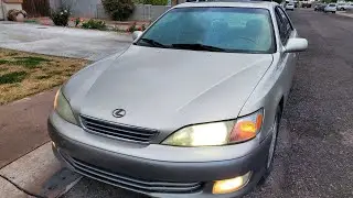 LEXUS ES 300 2000 3.0  NO LE PRENDE UN FOCO PROBLEMA DE LA BALASTRA