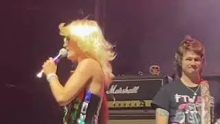 Amyl and The Sniffers 🇧🇷 “Tiny Bikini & Got You” live in 🇧🇷 Belo Horizonte Brasil 🇧🇷 05/03/2025