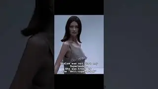 Shalom Harlow walking for Prada #fashion #viral #shorts