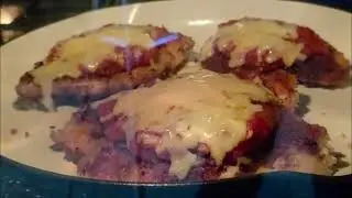CHICKEN PARMIGIANA