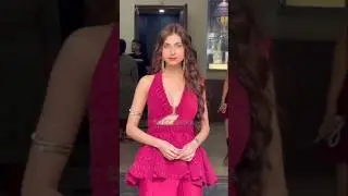 #farhanabhatt #beautiful #queen #shorts #shortvideo #shortsfeed #youtubeshorts #trendingshorts 😍😍