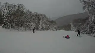 Opening Day Last Run - Upper Rumrunner to Lot 1 - Smuggler's Notch (2024)