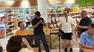 Have You Ever Seen The Rain(CCR) @MyColonialCafe Fun live jam at Westfield Doncaster.