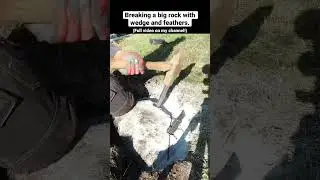 Breaking a big rock with wedge and feathers. #rock #rocksplitting #boulder #norway #sledgehammer