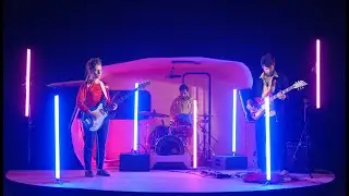 7#2 | Sneaky | Live at The Vineyard