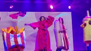 Drag Star ESTRELLA XTRAVAGANZA canta 