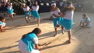 DANÇA DO BAMBU