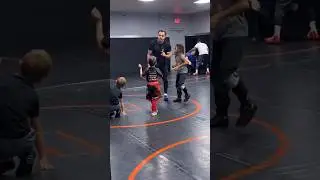 Getting tips from a Legend Jordan Oliver #youthwrestling #wrestling #jordanoliver