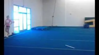 Round off tuck :p (my first onee)