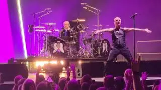Depeche Mode - Enjoy The Silence Crowd Rally (LIVE @ Capital One Arena in D.C., October 23rd, 2023)