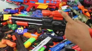 Hundreds Toy Guns and Rifles!Toy Weapons Beaded Pistols Capsule Detonator Revolvers-military weapons