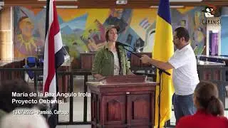 Paz A. Irola (Proyecto Cabanisi) en la inauguraci&oacute;n de la escultura del Melozone cabanisi