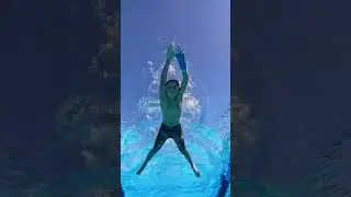 Breaststroke With A Cast On | Waterproof Cast | Anthony Beteta