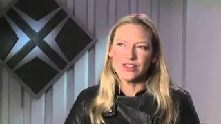 FRINGE - Interview with Anna Torv 