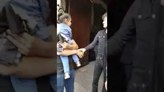 BUNBURY dando autógrafos en Morelia, Michoacán MX (03/03/2018)
