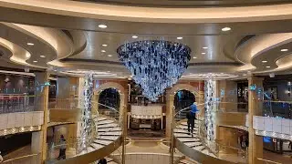 DISCOVERY PRINCESS.  Tour of Inside and Pool Areas.  Highlight of  AMAZING STAFF on board 👏