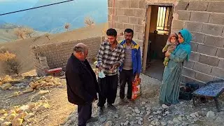 A family gathering in the magnificent celebration of Yalda night / nomadic documentary
