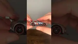 Unboxing Hot Wheels Mazda Miata Zamac