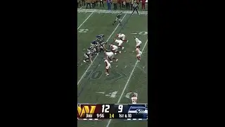 KENNETH WALKER 64-yd TOUCHDOWN