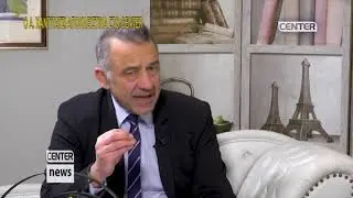 O Alex Haditaghi &sigma;&tau;&omicron; Center TV