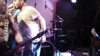 Fireyed - Big Monkey live@ BlackCat 25_11_2011.MOV