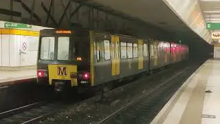 Tyne & Wear Metro: Metrocars 4081 and 4061 leave Jesmond