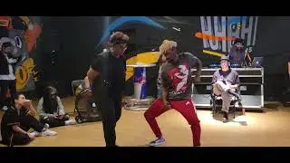 Rogue vs. Bookworm Popping Battle