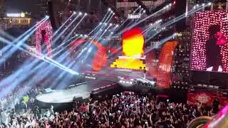 Sơn Tùng MTP live Mì Modern show