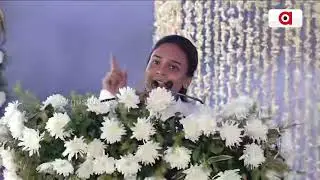 Late Minister Naba Das Daughter Dipali Das Delivers Emotional Speech During Shraddhanjali Sabha