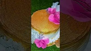 Golden shimmer cake decoration. easy shimmer cake design. #design #decoration #cake #shimmer