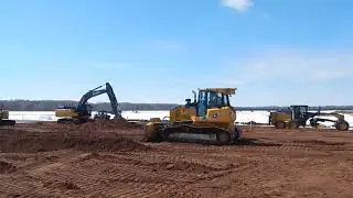John Deere Equipment Nortrax and RDO New Iron Expo