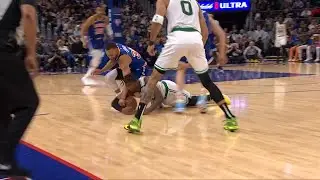 Hustle play that could lead to injury? smart controversial play that led to Curry injury!!!