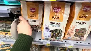 ASMR на публике - Расстановка хлама на полках в французском супермаркете - Тихий голос