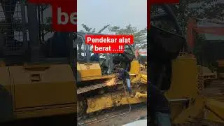 cara membuka baut shoe alat komatsu #alatberat #dozer #komatsu