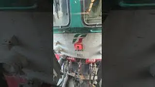 D.445 con carrozze MD in partenza per borgo San Lorenzo.