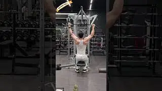 Handsome Fit Guy with Six-Pack Abs and Massive Chest | Gym Workout & Muscle Inspiration