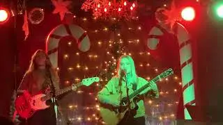 Katie & McKenna Of The Aces Sing Christmas Song @VelourLive