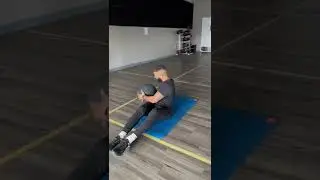 Medicine ball Russian twists @byndphysical