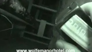 Clovis Wolfe Manor - Rex Williams in the crawlspace (Part 2)