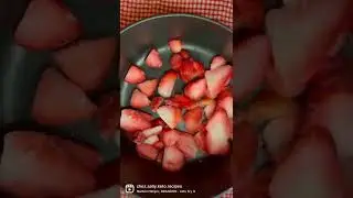 Keto strawberry jam| low carb| low calorie jam #keto #strawberryjam #كيتو #shorts