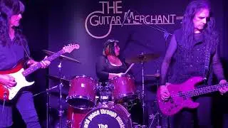 Into the Night - Molly Vamp live @ The guitar merchant 8-23-25