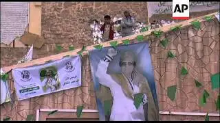 Gadhafi supporters celebrate latest military advances