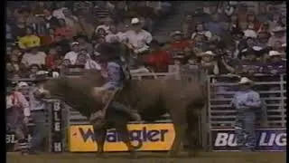 Curt Lyons vs Tony Lama Boots - 98 PBR Columbus (91.5 pts)