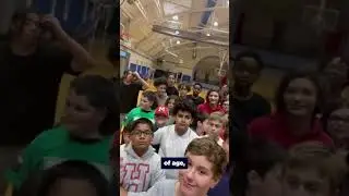 Сенатор Марки и представитель Мюррей в Молодежном центре Милфорда