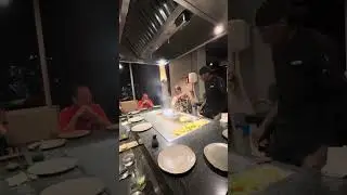 I love seeing that wow moment 😳 #hibachi #hibachichef #eggmagic #shawnthechef #eggtrick