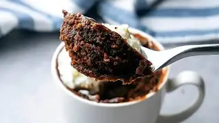 1 Minute Instant Brownie Mug Cake!!!!